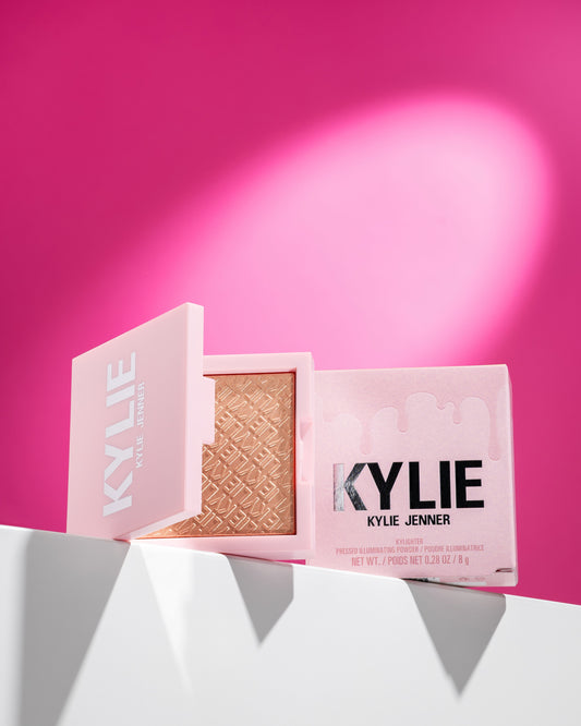 Salted Caramel Glow: Λάμψε σαν χολιγουντιανή σταρ με την KYLIE COSMETICS